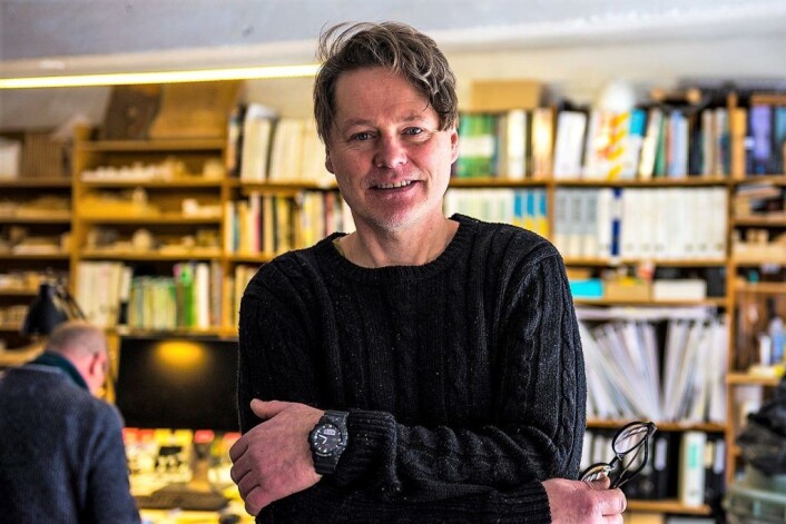 Arkitekt Bjørn Tandberg arbeider i Maridalsveien 3. At Oslo trenger kultur, og kulturarbeidere, er han tydelig på. Foto: Morten Lauveng Jørgensen Arkitekt Bjørn Tandberg arbeider i Maridalsveien 3. At Oslo trenger kultur, og kulturarbeidere, er han tydelig på. Foto: Morten Lauveng Jørgensen