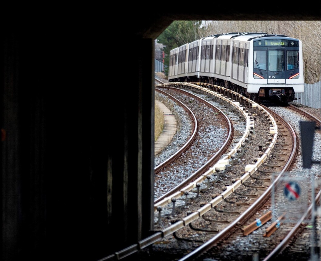- Skal det kunne gå flere T-baner i ytre by, så må den flaskehalsen utvides med en ny tunnel, skriver
Emil Snorre Alnæs. Foto: Gorm Kallestad NTB/Scanpix - Skal det kunne gå flere T-baner i ytre by, så må den flaskehalsen utvides med en ny tunnel, skriver
Emil Snorre Alnæs. Foto: Gorm Kallestad NTB/Scanpix