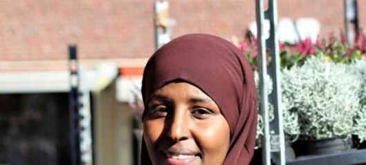 32 år gammel kvinne tiltalt for rasist-angrepet på Faisa Warsame ved Tøyensenteret