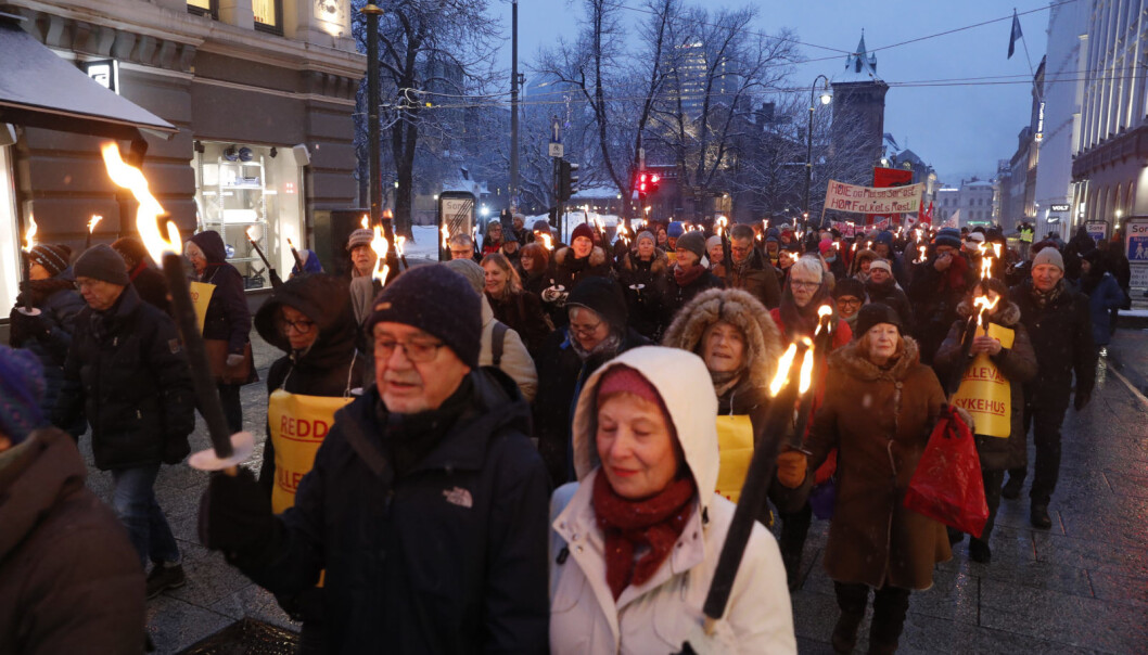 Fakkeltog for å forsvare Ullevål sykehus. Markeringen ble arrangert av blant annet Fagforbundet Oslo. Fakkeltog for å forsvare Ullevål sykehus. Markeringen ble arrangert av blant annet Fagforbundet Oslo.
