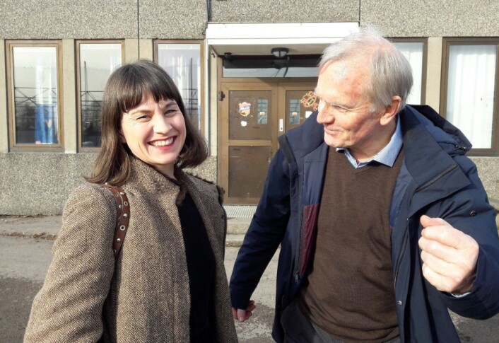 Skeids tidligere styreleder, Tarald Rohde, ber om oppmerksomhet fra idrettsbyråd Rina Mariann Hansen (Ap) for å få Skeidbanen klar til 1.divisjonskamper. Foto: Anders Høilund Skeids tidligere styreleder, Tarald Rohde, ber om oppmerksomhet fra idrettsbyråd Rina Mariann Hansen (Ap) for å få Skeidbanen klar til 1.divisjonskamper. Foto: Anders Høilund