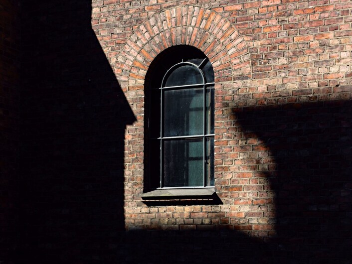 Østkantens katedral, Grønland kirke, er den eldste av nabolagets tradisjonsbærende institusjoner. Kirka sto ferdigbygd da praktfulle Tøyen skole var under bygging. Foto: Magne Geir Bøe. Østkantens katedral, Grønland kirke, er den eldste av nabolagets tradisjonsbærende institusjoner. Kirka sto ferdigbygd da praktfulle Tøyen skole var under bygging. Foto: Magne Geir Bøe.