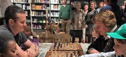 Sjakk-feber i bydel Gamle Oslo. Nå foreslår MDG sjakkpark på Klosterenga
