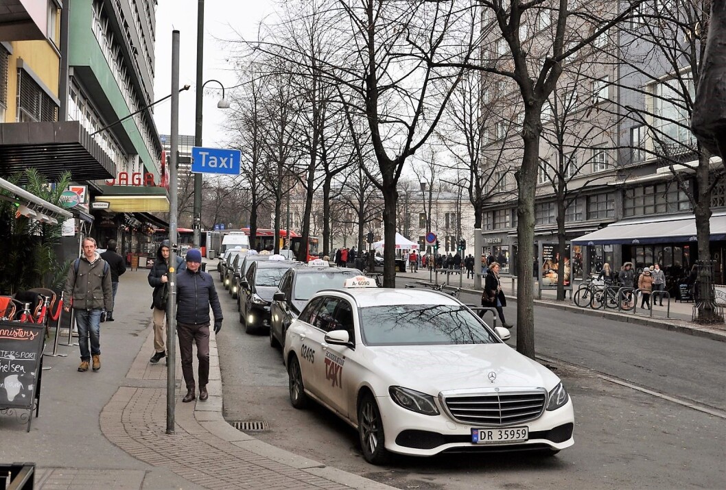 - Arbeidet med Olav Vs gate vil være et kjempeløft for alle store og små som ferdes til fots, sier Sirin Hellvin Stav. Foto: Arnsten Linstad - Arbeidet med Olav Vs gate vil være et kjempeløft for alle store og små som ferdes til fots, sier Sirin Hellvin Stav. Foto: Arnsten Linstad
