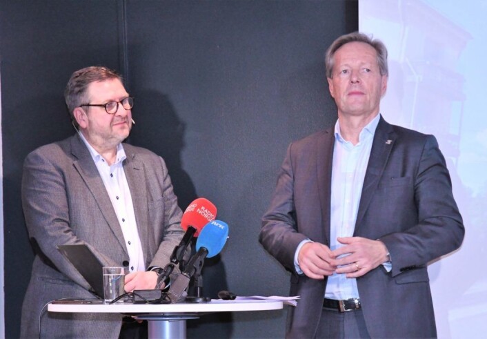 Administrerende direktør i Ruter, Bernt Reitan Jensen (t.v) og direktør i Sporveien, Cato Hellesjø gleder seg stort over utviklingen i antallet kollektivreisende i Oslo. Foto: Christian Boger Administrerende direktør i Ruter, Bernt Reitan Jensen (t.v) og direktør i Sporveien, Cato Hellesjø gleder seg stort over utviklingen i antallet kollektivreisende i Oslo. Foto: Christian Boger