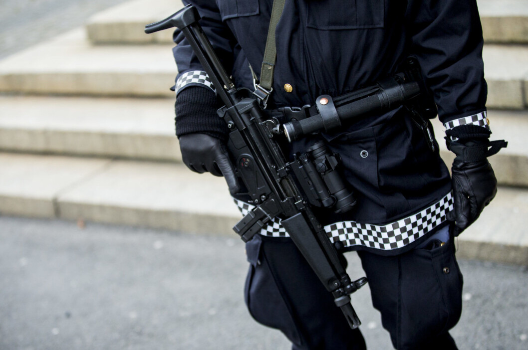 Publikum vil kunne høre skuddsalver og skrik når øvelsene foregår innendørs i Oslo sentrum, opplyser politiet. Foto: Vegard Wivestad Grøtt / NTB scanpix Publikum vil kunne høre skuddsalver og skrik når øvelsene foregår innendørs i Oslo sentrum, opplyser politiet. Foto: Vegard Wivestad Grøtt / NTB scanpix
