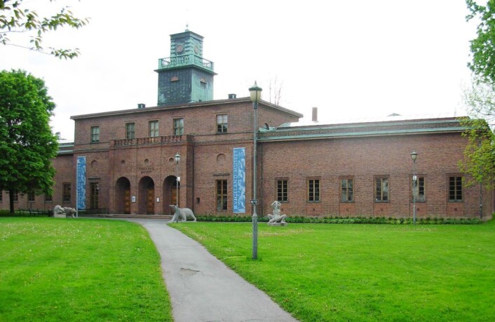 Her i parken utenfor Vigelandsmuseet i Nobels gate var det egentlig plan om å reise Monolitten, før den havnet i Frognerparken. Foto: Vigelandsmuseet Her i parken utenfor Vigelandsmuseet i Nobels gate var det egentlig plan om å reise Monolitten, før den havnet i Frognerparken. Foto: Vigelandsmuseet