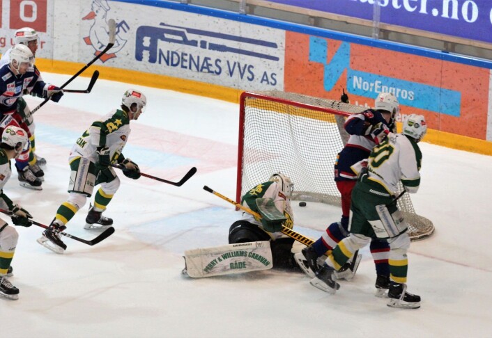 Endelig kom VIFs William Strøm sin første scoring! Foto: André Kjernsli Endelig kom VIFs William Strøm sin første scoring! Foto: André Kjernsli