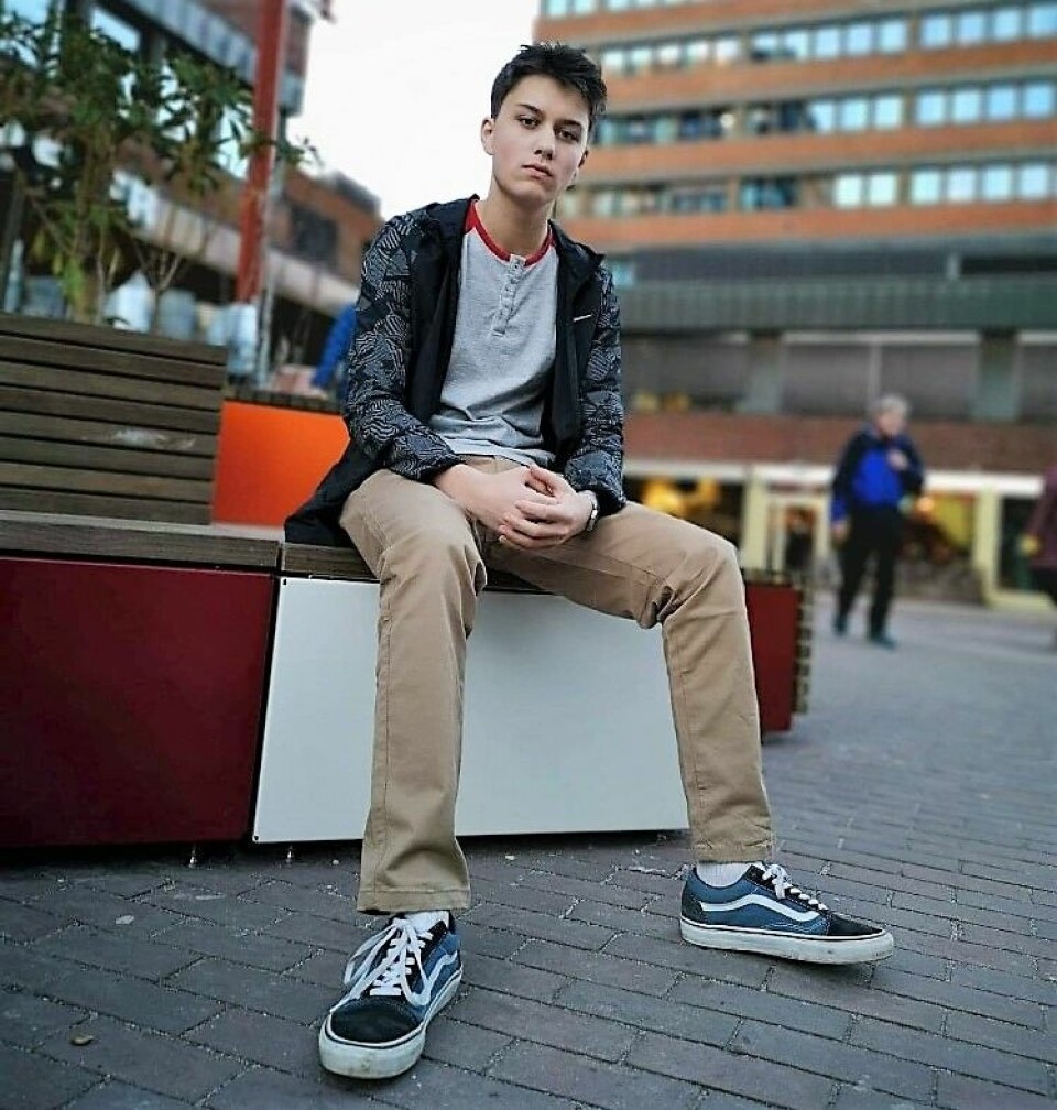 Torbjørn Nimai Thams Wulfsberg (15) ønsker seg flere ungdomstilbud som holder lengre åpent i bydelen. Foto: Privat