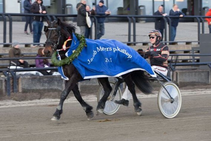 Kleppe Slauren vant Jacob Meyers pokalløp 2017. Foto: Bjerkebanen Kleppe Slauren vant Jacob Meyers pokalløp 2017. Foto: Bjerkebanen