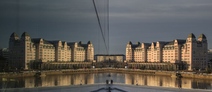 4. januar i år og Havnelageret speiler seg i Operaen i Bjørvika. Foto; Ole Berg-Rusten / NTB scanpix 4. januar i år og Havnelageret speiler seg i Operaen i Bjørvika. Foto; Ole Berg-Rusten / NTB scanpix