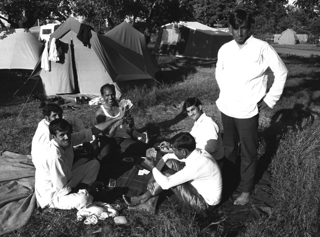 Mange av pakistanerne som kom til Oslo slet i begynnelsen med å skaffe seg bolig. Her har arbeidsinnvandrerne midlertidig bosatt seg på Ekeberg Camping i juli 1971. Foto: T. Skillestad / NTB / SCANPIX Mange av pakistanerne som kom til Oslo slet i begynnelsen med å skaffe seg bolig. Her har arbeidsinnvandrerne midlertidig bosatt seg på Ekeberg Camping i juli 1971. Foto: T. Skillestad / NTB / SCANPIX