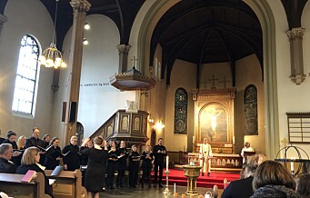 På søndag var det siste ordinære gudstjeneste i Sofienberg kirke. Kirkegjengerne takket for 141 fine år