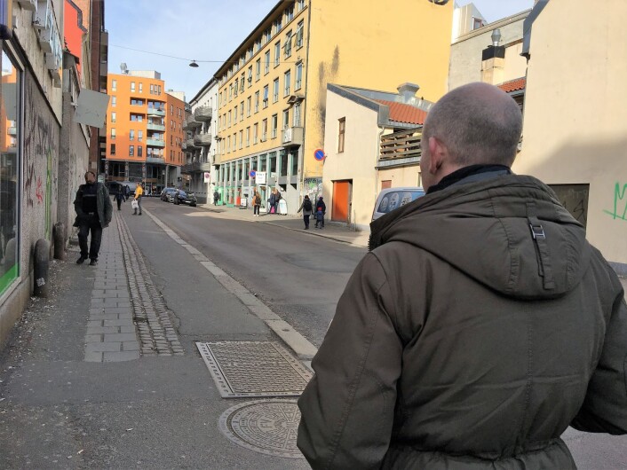 For å få endene til å gå rundt, har familien på fire blitt tvunget til å leve i kollektiv med tilfeldige leieboere. Foto: Vegard Velle For å få endene til å gå rundt, har familien på fire blitt tvunget til å leve i kollektiv med tilfeldige leieboere. Foto: Vegard Velle