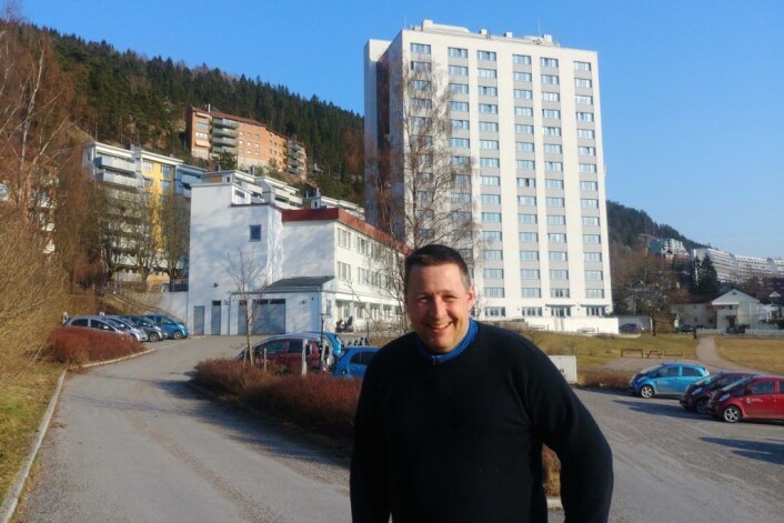 Mange av Oslos kommunes biler står mye ubrukt. Dette ønsker nå Espen Andreas Hasle og Oslo KrF å gjøfe noe med. Foto: Vegard Heldal Mange av Oslos kommunes biler står mye ubrukt. Dette ønsker nå Espen Andreas Hasle og Oslo KrF å gjøfe noe med. Foto: Vegard Heldal
