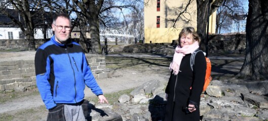 Ekstra påskevakthold i ruinparken i Gamlebyen. Kommunen vil stanse hærverk og bålbrenning Ekstra påskevakthold i ruinparken i Gamlebyen. Kommunen vil stanse hærverk og bålbrenning