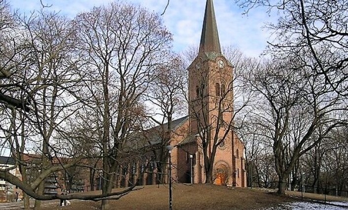 � Jeg oppfordrer alle til å følge ekstra nøye med rundt kirker, moskéer og andre religiøse bygg. Dette er bygninger som betyr mye for mennesker med en tro, sier Yassar Nazir. Foto: Kirken.no � Jeg oppfordrer alle til å følge ekstra nøye med rundt kirker, moskéer og andre religiøse bygg. Dette er bygninger som betyr mye for mennesker med en tro, sier Yassar Nazir. Foto: Kirken.no