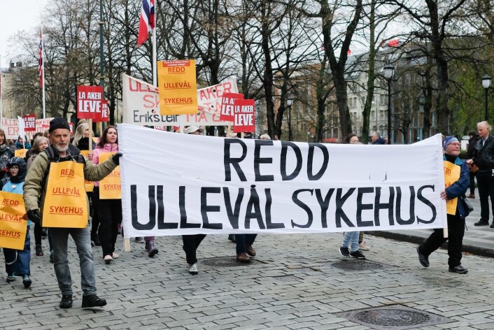 Også ifjor var Ullevål sykehus i parolene. I årets 1. mai-tog i Oslo møtes motstanderne av sykehusutbyggingen på Gaustad under parolen «Ja til Ullevål sykehus – Stopp Gaustad – Bygg ut Aker for hele Groruddalen».<br />Foto: Fredrik Hagen / NTB scanpix Også ifjor var Ullevål sykehus i parolene. I årets 1. mai-tog i Oslo møtes motstanderne av sykehusutbyggingen på Gaustad under parolen «Ja til Ullevål sykehus – Stopp Gaustad – Bygg ut Aker for hele Groruddalen».<br />Foto: Fredrik Hagen / NTB scanpix