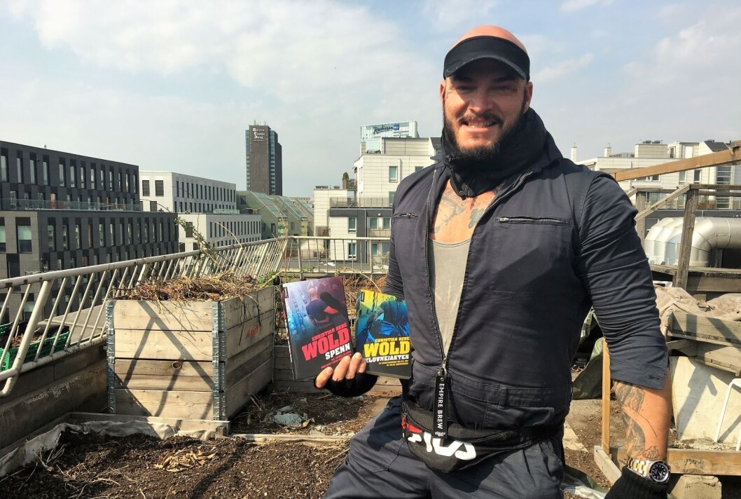 Christian René Wold endte selv opp på det kriminelle skråplanet. Senere begynte han å skrive om dobbeltlivet i Oslos kriminelle underverden. Foto: Vegard Velle Christian René Wold endte selv opp på det kriminelle skråplanet. Senere begynte han å skrive om dobbeltlivet i Oslos kriminelle underverden. Foto: Vegard Velle