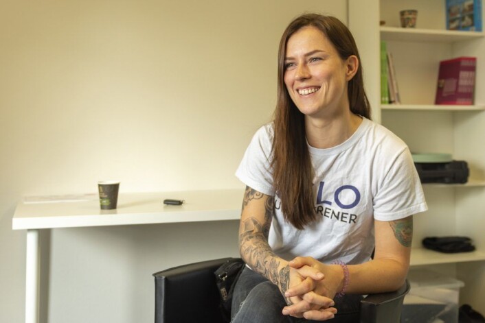 � Jeg opplever at enkelte hundeeiere ikke tar meg seriøst fordi jeg er ei ung jente, forteller Stina Fure. Foto: Morten Lauveng Jørgensen � Jeg opplever at enkelte hundeeiere ikke tar meg seriøst fordi jeg er ei ung jente, forteller Stina Fure. Foto: Morten Lauveng Jørgensen