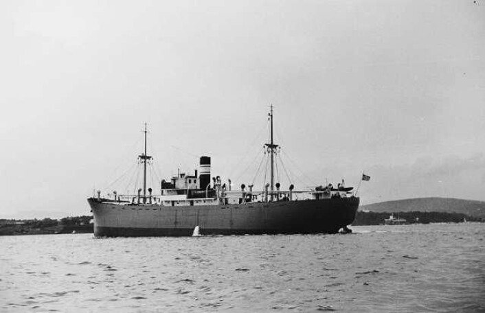 Skipet skal ha blitt borte i en svart røyksky i løpet av 57 sekunder. Det skal ha vært en rolig dag på sjøen, ifølge loggen til kaptein Hardegen. Foto: H. Larsson-Feddes via Krigsseilerregisteret Skipet skal ha blitt borte i en svart røyksky i løpet av 57 sekunder. Det skal ha vært en rolig dag på sjøen, ifølge loggen til kaptein Hardegen. Foto: H. Larsson-Feddes via Krigsseilerregisteret