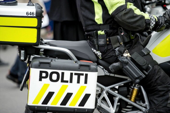 Bevæpnet politi er blitt et vanlig syn i Oslo 17. mai de siste årene. Foto: Jon Olav Nesvold / NTB scanpix