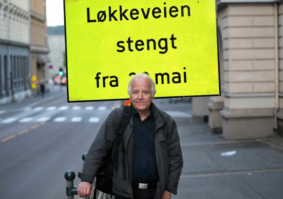 Siden 70-tallet har leder i Ruseløkka og Skillebekk beboerforening, Erik Karlsen, kjempet for å få stengt Løkkeveien for gjennomgangstrafikk. Nå håper han stengingen blir permanent. Foto: Christian Boger