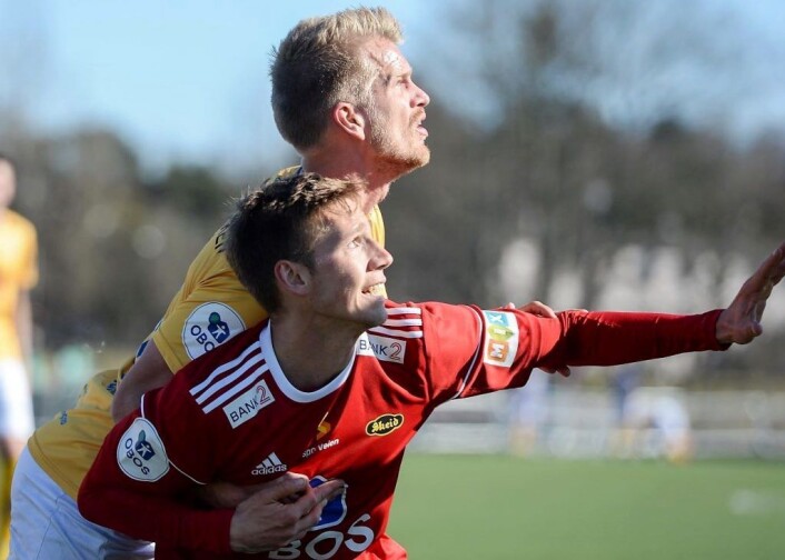 Fredrik Berglie har fått mye spilletid på Skeid i våres, men ikke som planlagt, på midtbanen. I stedet har Berglie blitt fast vikar i forsvaret. Arkivfoto: Anders Vindegg Fredrik Berglie har fått mye spilletid på Skeid i våres, men ikke som planlagt, på midtbanen. I stedet har Berglie blitt fast vikar i forsvaret. Arkivfoto: Anders Vindegg