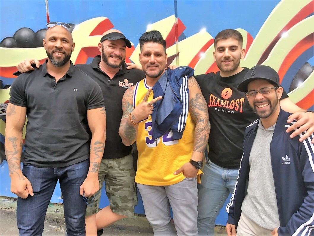 Leo Fossen Mlonyeni, Christian Rene Wold, Khawar Gomi Sadiq, Shad ibrahim hussein og Adeel «DOC» Khan har over mange år jobbet tett på ungdom i byen. Foto: Vegard Velle Leo Fossen Mlonyeni, Christian Rene Wold, Khawar Gomi Sadiq, Shad ibrahim hussein og Adeel «DOC» Khan har over mange år jobbet tett på ungdom i byen. Foto: Vegard Velle