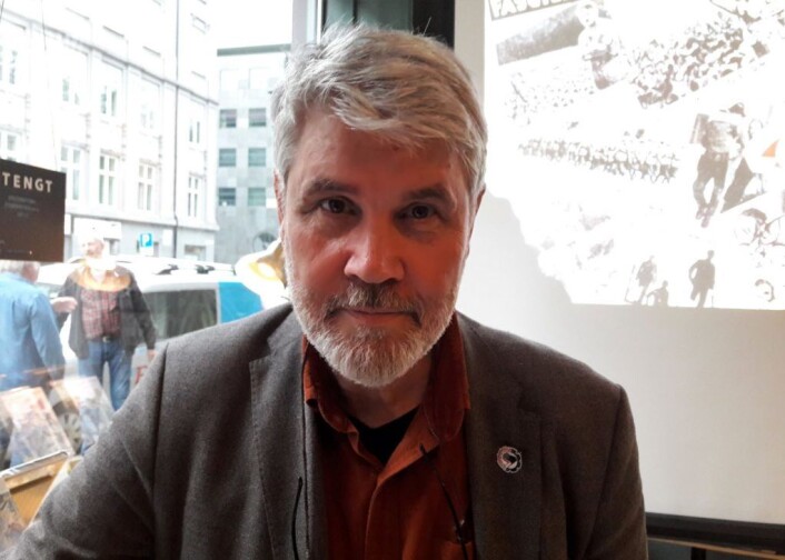 Seniorforsker ved Holocaust-senteret, Terje Emberland, fortalte om tøffe tider i gatene rundt Schous plass. Foto: Anders Høilund Seniorforsker ved Holocaust-senteret, Terje Emberland, fortalte om tøffe tider i gatene rundt Schous plass. Foto: Anders Høilund