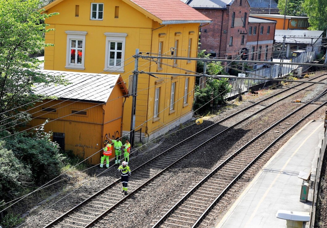 Det er bestilt busser som skal frakte passasjerene videre så snart de er evakuert, opplyser Bane Nor. Arkivfoto: Audun Braastad / NTB scanpix Det er bestilt busser som skal frakte passasjerene videre så snart de er evakuert, opplyser Bane Nor. Arkivfoto: Audun Braastad / NTB scanpix