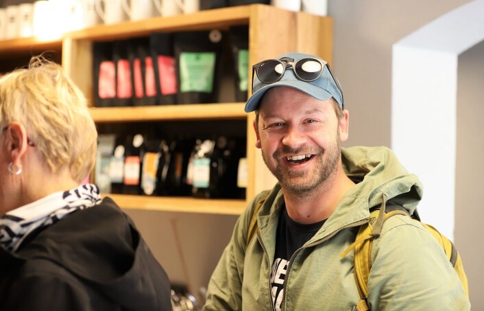 Petter Nyquist var en av mange som sto i kaffekø denne dagen. Foto: André Kjernsli Petter Nyquist var en av mange som sto i kaffekø denne dagen. Foto: André Kjernsli