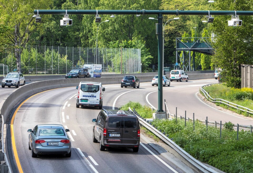 1. juni innføres åpner 53 nye bomstasjoner for bilister i Oslo og Akershus. Foto: Ole Berg-Rusten / NTB scanpix