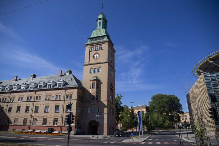 � Vi håper på mellom to og tre tusen mennesker som fysisk slår ring rundt blant annet Tårnhuset og fonteneomårdet ved hovedinngangen til Ullevål sykehus, sier Lene Haug. Foto: Fredrik Hagen / NTB scanpix � Vi håper på mellom to og tre tusen mennesker som fysisk slår ring rundt blant annet Tårnhuset og fonteneomårdet ved hovedinngangen til Ullevål sykehus, sier Lene Haug. Foto: Fredrik Hagen / NTB scanpix