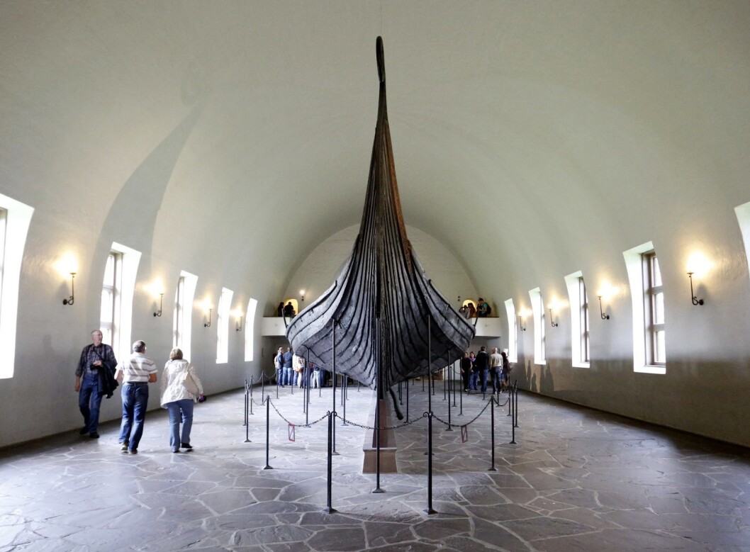 � Skipsskrogene brytes ned og det er bare et spørsmål om tid før det går galt, sier direktør Håkon Glørstad for Kulturhistorisk museum. Avbildet er Osebergskipet på Bygdøy. Foto: Tor Erik Schrøder / NTB scanpix � Skipsskrogene brytes ned og det er bare et spørsmål om tid før det går galt, sier direktør Håkon Glørstad for Kulturhistorisk museum. Avbildet er Osebergskipet på Bygdøy. Foto: Tor Erik Schrøder / NTB scanpix