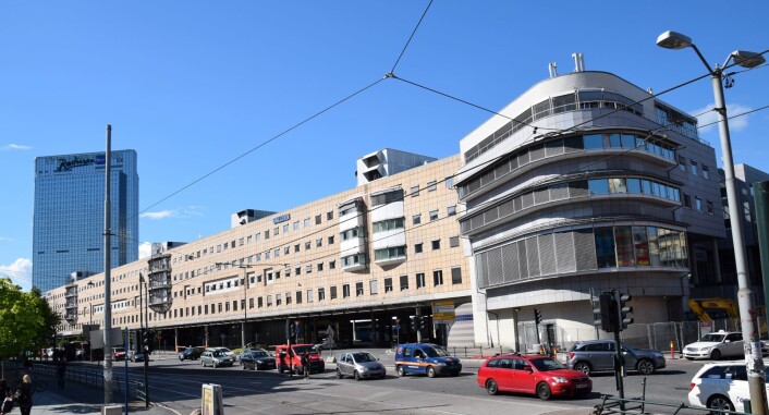 Slik ser dagens Galleri Oslo ut. For noen år siden ble det kåret til Oslos styggeste. Foto: Helge Høifødt / Wikimedia Commons Slik ser dagens Galleri Oslo ut. For noen år siden ble det kåret til Oslos styggeste. Foto: Helge Høifødt / Wikimedia Commons
