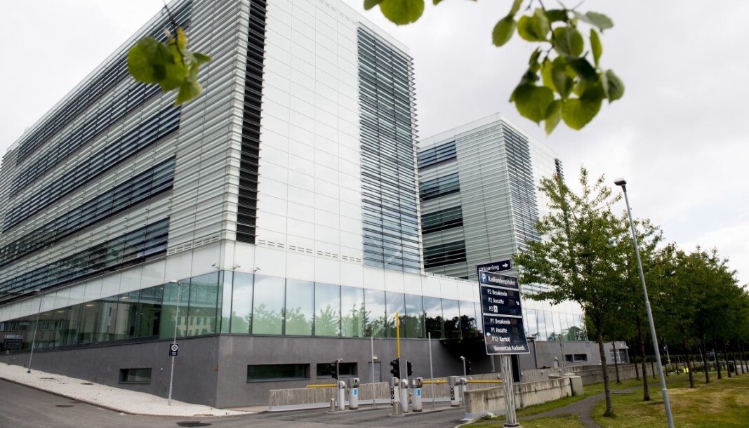 Kreftpasienter ved blant annet Radiumhospitalet må ofte stå i kø i månedsvis før de får tatt nødvendige røntgenbilder. Foto: Jon Olav Nesvold / NTB scanpix Kreftpasienter ved blant annet Radiumhospitalet må ofte stå i kø i månedsvis før de får tatt nødvendige røntgenbilder. Foto: Jon Olav Nesvold / NTB scanpix