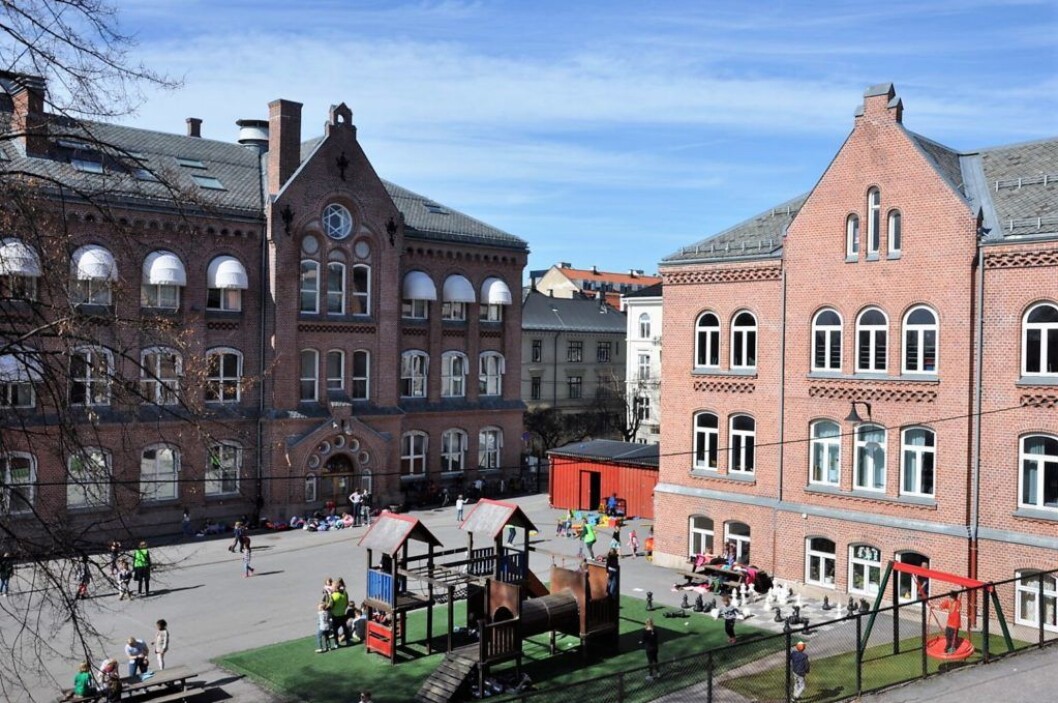 Foreldrene ved Bolteløkka skole mener en midlertidig paviljongløsning ved Veterinærhøyskolen er billigere enn å busse elevene til brynseng skole fra nyttår. Foto: Arnsten Linstad Foreldrene ved Bolteløkka skole mener en midlertidig paviljongløsning ved Veterinærhøyskolen er billigere enn å busse elevene til brynseng skole fra nyttår. Foto: Arnsten Linstad