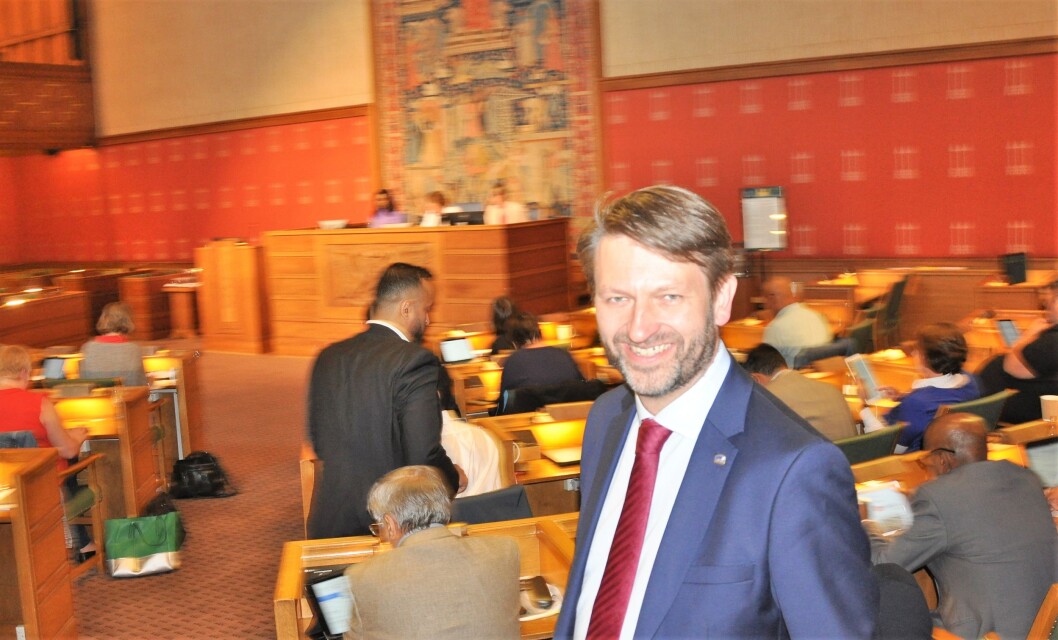 En fornøyd Eirik Lae Solberg konstaterer at Høyre og Venstre fikk gjennomslag i Oslopakke 3 for 175 millioner kroner til byggestart av Røa-tunnel i 2022. Foto: Arnsten Linstad En fornøyd Eirik Lae Solberg konstaterer at Høyre og Venstre fikk gjennomslag i Oslopakke 3 for 175 millioner kroner til byggestart av Røa-tunnel i 2022. Foto: Arnsten Linstad