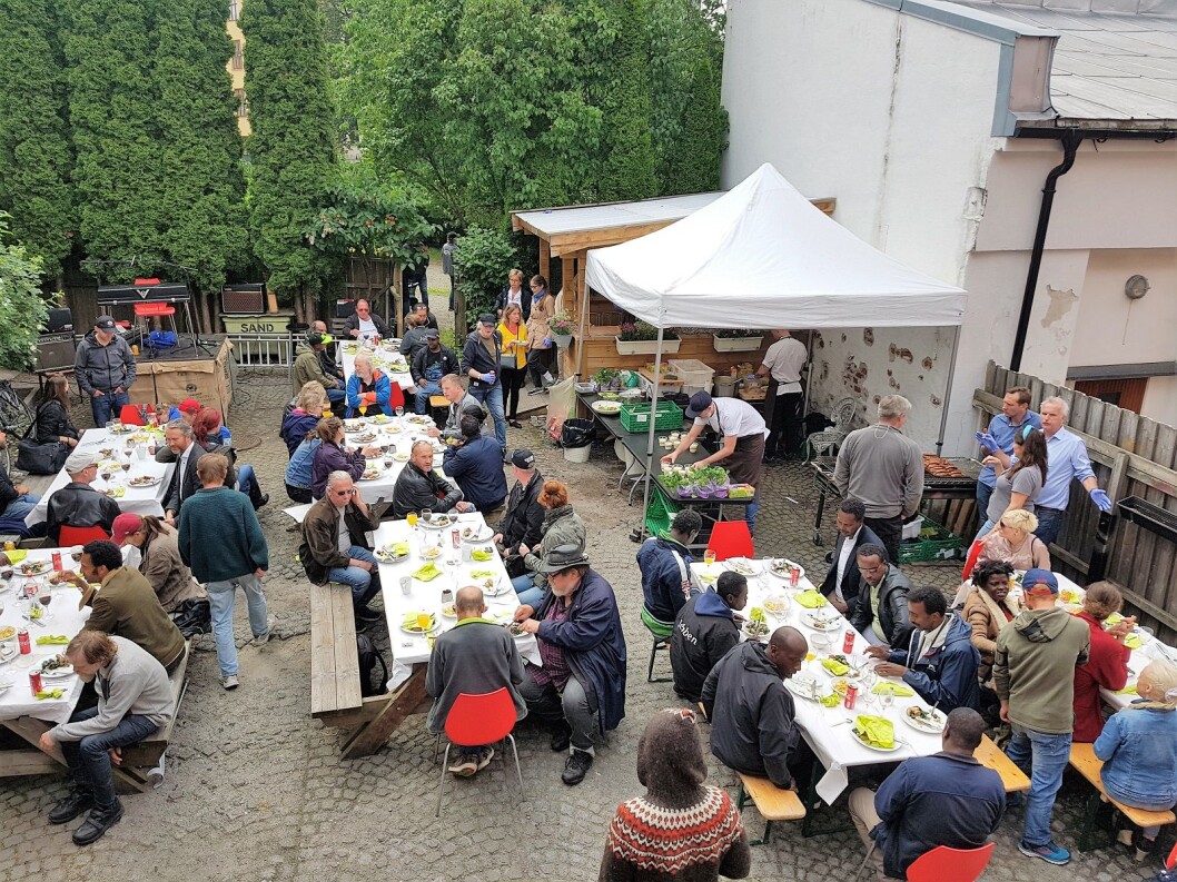 Infinitum rigget til sommerfest for de ansette hos jobben-prosjektet i Frelsesarmeen. Foto: André Kjernsli Infinitum rigget til sommerfest for de ansette hos jobben-prosjektet i Frelsesarmeen. Foto: André Kjernsli