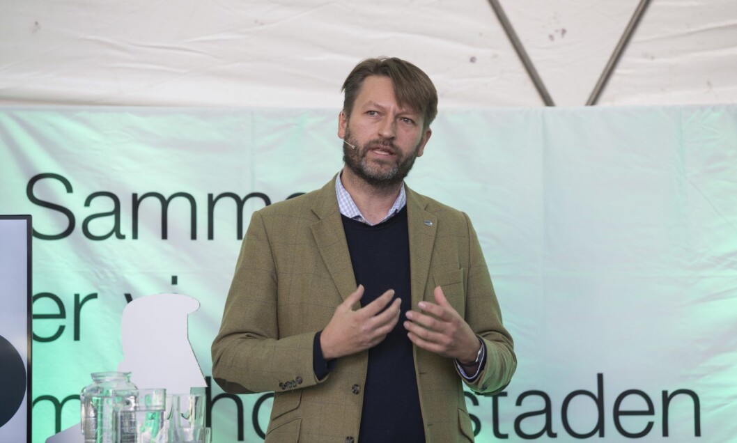 � Jeg er sjokkert dersom det rødgrønne byrådet nå forskjellsbehandler innbyggerne i Oslo. Loven må være lik for alle. Derfor må alle som urettmessig ble avkrevet eiendomsskatt for 2016 få tilbakebetalt, sier Høyres Eirik Lae Solberg. Foto: Terje Bendiksby / NTB scanpix � Jeg er sjokkert dersom det rødgrønne byrådet nå forskjellsbehandler innbyggerne i Oslo. Loven må være lik for alle. Derfor må alle som urettmessig ble avkrevet eiendomsskatt for 2016 få tilbakebetalt, sier Høyres Eirik Lae Solberg. Foto: Terje Bendiksby / NTB scanpix