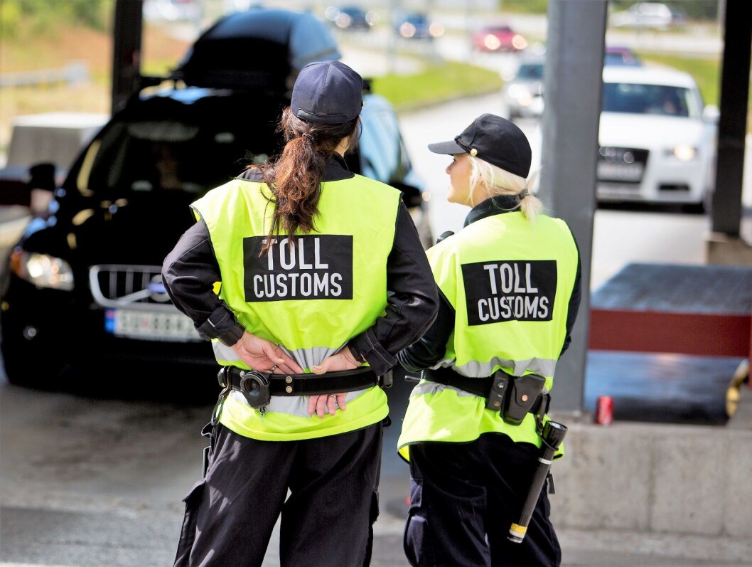 Da 37-åringen ble vinket inn til tollkontroll, på vei til Oslo med et større parti hasj og kokain16. april, fortalte han at han hadde besøkt både Finland og Sverige. Illustrasjonsfoto: Tore Meek / NTB scanpix Da 37-åringen ble vinket inn til tollkontroll, på vei til Oslo med et større parti hasj og kokain16. april, fortalte han at han hadde besøkt både Finland og Sverige. Illustrasjonsfoto: Tore Meek / NTB scanpix