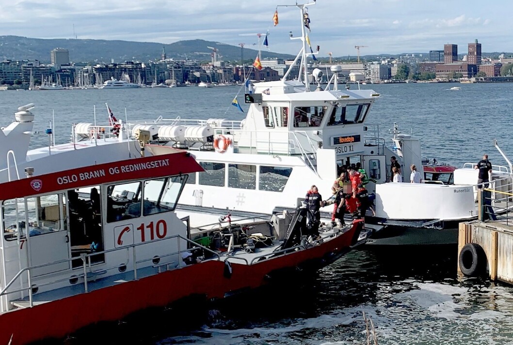 Det er fortsatt uklar hva som forårsaket ulykken der oslofergen "Oslo XI" kolliderte med kaia på Hovedøya lørdag ettermiddag. Foto: Lars Eide / NTB scanpix Det er fortsatt uklar hva som forårsaket ulykken der oslofergen "Oslo XI" kolliderte med kaia på Hovedøya lørdag ettermiddag. Foto: Lars Eide / NTB scanpix