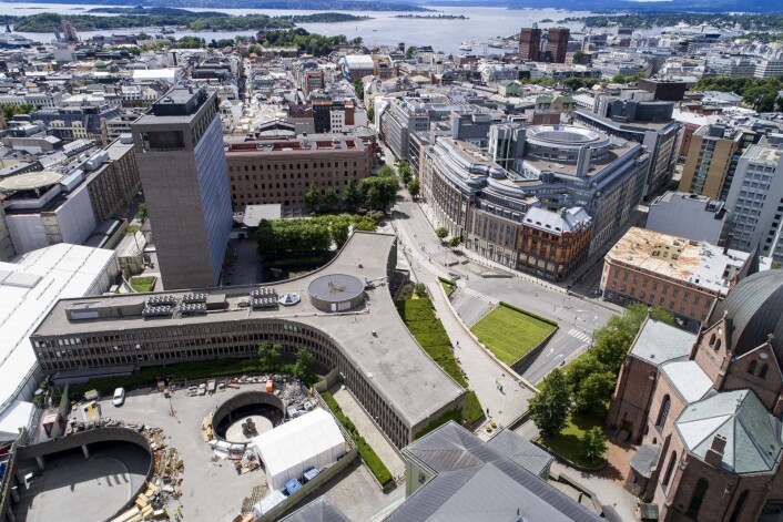 Dronebilde av Regjeringskvartalet med Y-blokka, Høyblokka, R5 og G-blokka i 2017. Foto: Tore Meek / NTB scanpix Dronebilde av Regjeringskvartalet med Y-blokka, Høyblokka, R5 og G-blokka i 2017. Foto: Tore Meek / NTB scanpix