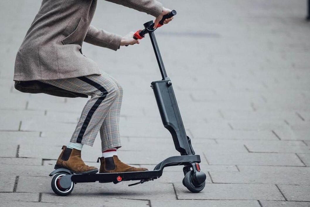 � Fartsgrensen er satt til 20 kilometer i timen. Det betyr at motoren skal slutte når farten passerer 20 kilometer i timen, sier Hulda Tronstad i Elbilforeningen. Foto: E-future � Fartsgrensen er satt til 20 kilometer i timen. Det betyr at motoren skal slutte når farten passerer 20 kilometer i timen, sier Hulda Tronstad i Elbilforeningen. Foto: E-future