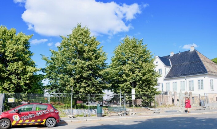 Oslo ladegård, som består av bygg helt tilbake til 1200-tallet, er idag også preget av den stadige utbyggingen og moderniseringen som foregår i bydel Gamle Oslo. Foto: Emilie Pascale Oslo ladegård, som består av bygg helt tilbake til 1200-tallet, er idag også preget av den stadige utbyggingen og moderniseringen som foregår i bydel Gamle Oslo. Foto: Emilie Pascale