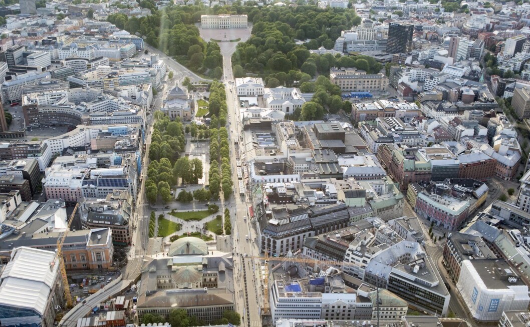 � Til nå har nærmere 800 parkeringsplasser på gategrunn blitt fjernet i sentrum, og ytterligere 250 regulerte plasser vil fjernes som følge av områdereguleringen, sier Camilla Wilhelmsen (Frp). Foto: Torstein Bøe / NTB scanpix � Til nå har nærmere 800 parkeringsplasser på gategrunn blitt fjernet i sentrum, og ytterligere 250 regulerte plasser vil fjernes som følge av områdereguleringen, sier Camilla Wilhelmsen (Frp). Foto: Torstein Bøe / NTB scanpix