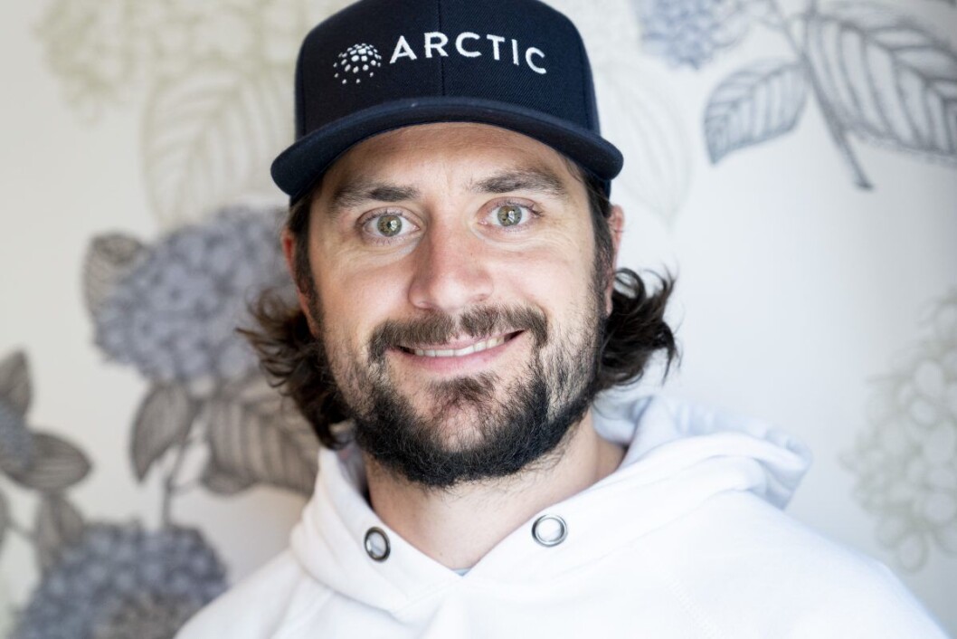 Mats Zuccarello, 3. juli. Han kunne smile bredt på signeringen av kontrakt med NHL-klubben Minnesota Wild. Foto: Fredrik Hagen / NTB scanpix Mats Zuccarello, 3. juli. Han kunne smile bredt på signeringen av kontrakt med NHL-klubben Minnesota Wild. Foto: Fredrik Hagen / NTB scanpix