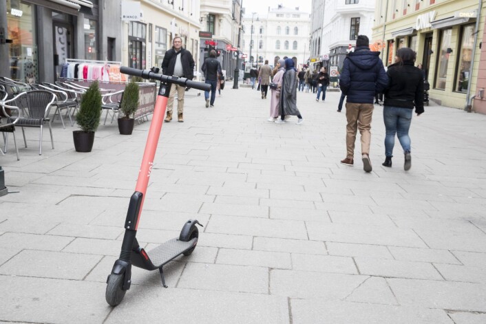 Utleie av elsparkesykkel er enormt populært i Oslo. Så populært at stadig flere velger å kjøpe sin egen. Foto: Terje Pedersen / NTB scanpix Utleie av elsparkesykkel er enormt populært i Oslo. Så populært at stadig flere velger å kjøpe sin egen. Foto: Terje Pedersen / NTB scanpix