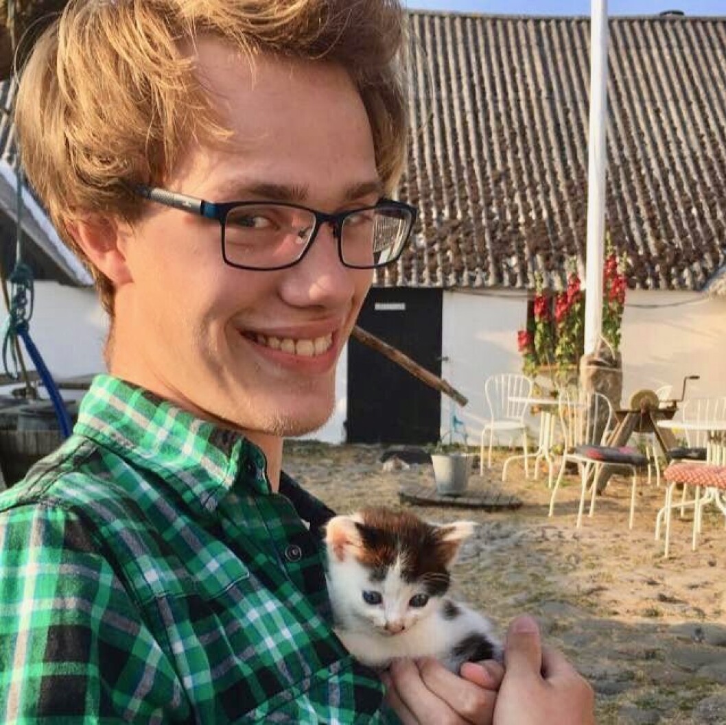 Adrian Leander Skagen (19) er skuffet over at han ikke har mottatt noe boligtilbud fra Studentsamskipnaden i Oslo, til tross for at han søkte allerede i november i fjor. Foto: Privat. Adrian Leander Skagen (19) er skuffet over at han ikke har mottatt noe boligtilbud fra Studentsamskipnaden i Oslo, til tross for at han søkte allerede i november i fjor. Foto: Privat.